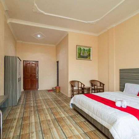 Reddoorz @ Pematangsiantar Hotel Exterior photo