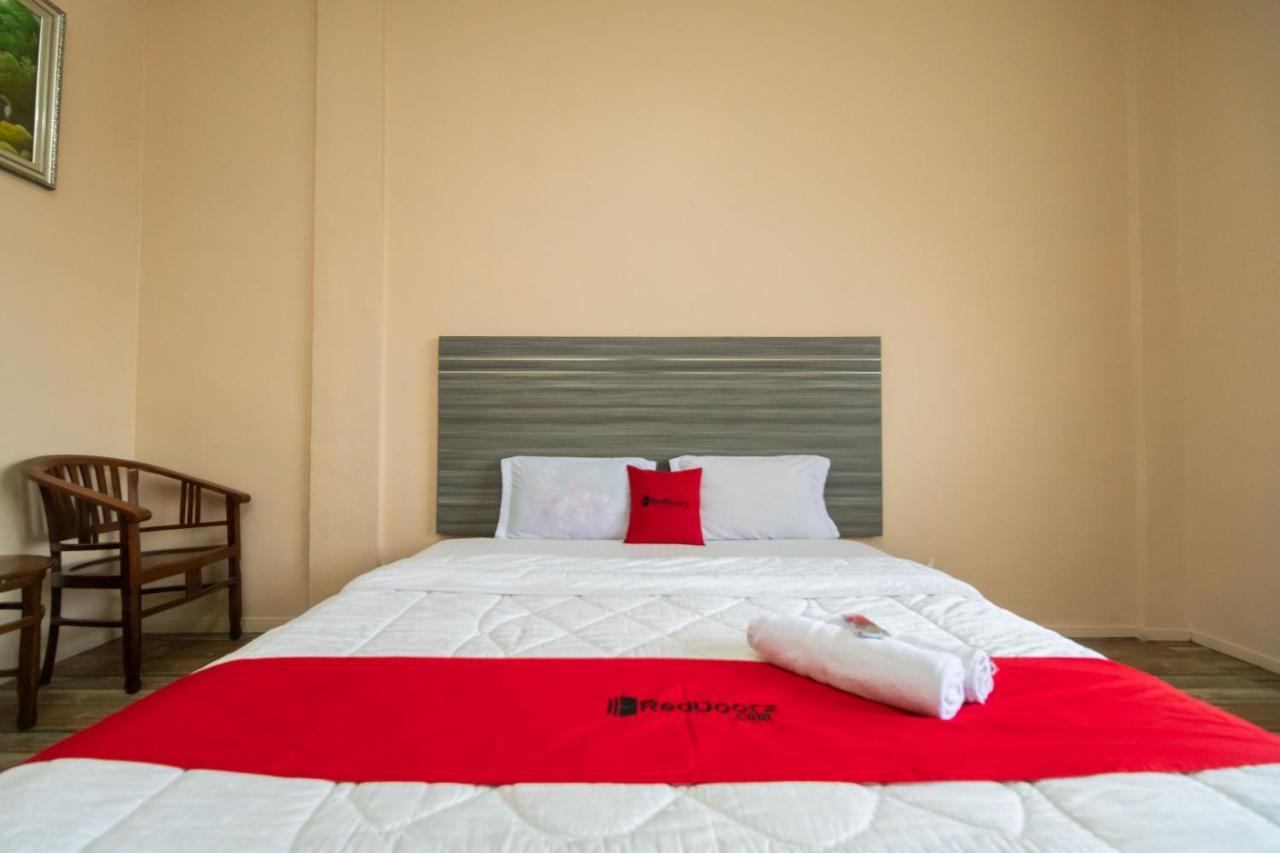 Reddoorz @ Pematangsiantar Hotel Exterior photo
